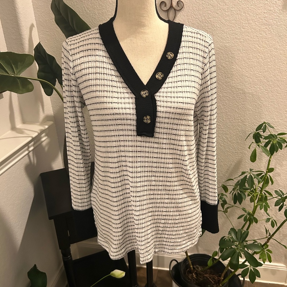 Chic Black and White Buttoned Sweater